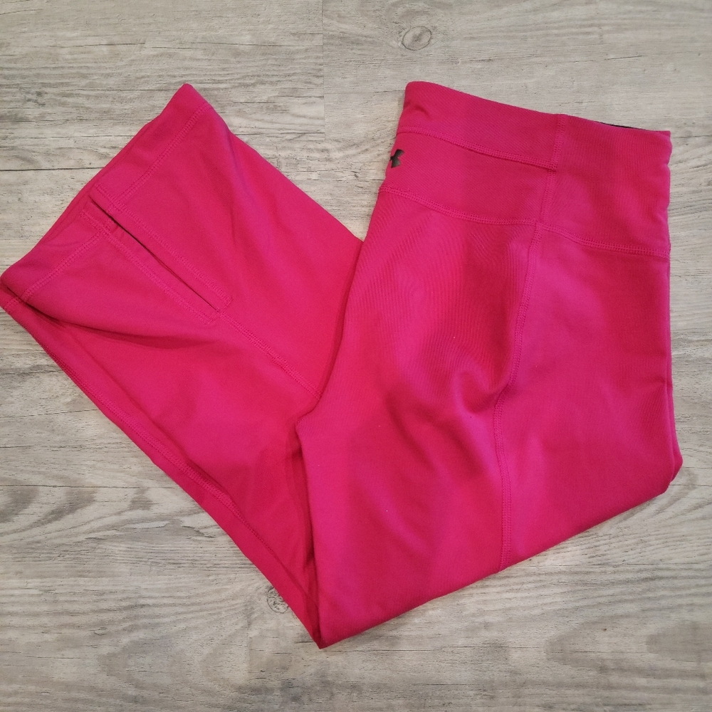 UA Capris